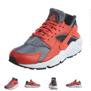 NEW!!! WOMENS Air HUARACHES